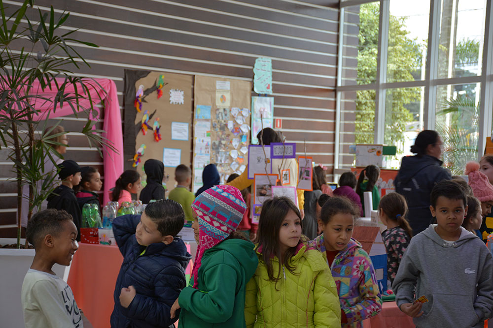 Projeto Veterinário Mirim expõe produções de 1.440 alunos de Pinhais após capacitação 1 pinhais veterinario mirim Projeto Veterinário Mirim expõe produções de 1.440 alunos de Pinhais após capacitação