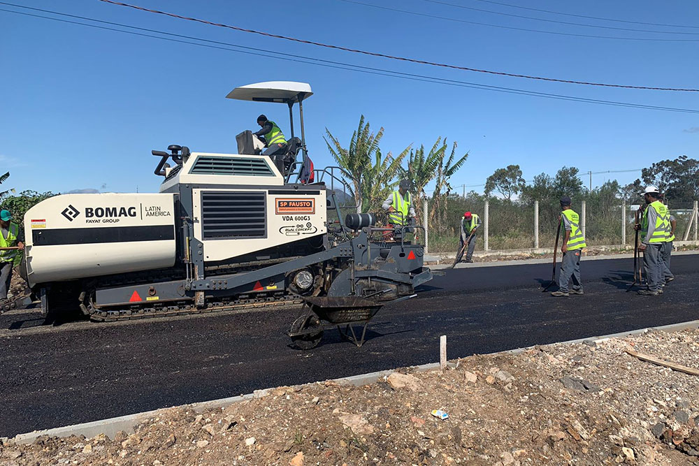 Prefeitura de Quatro Barras já sedia canteiro de obras pelos bairros 2 quatro barras pavimentacao Prefeitura de Quatro Barras já sedia canteiro de obras pelos bairros