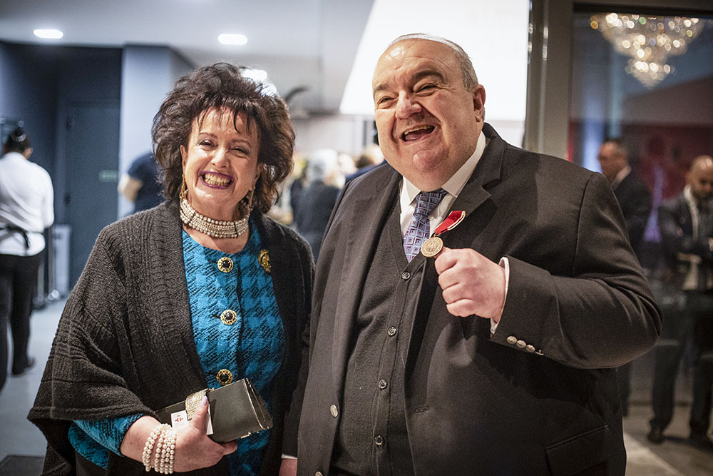 Prefeito Rafael Greca é condecorado com a medalha Benemérito da Polônia 4 curitiba greca condecorado polonia Prefeito Rafael Greca é condecorado com a medalha Benemérito da Polônia