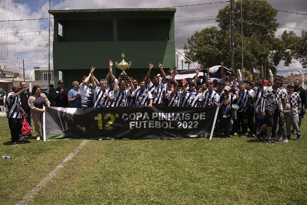 Gera e Amigos do Paraíba conquistam a 12ª Copa Pinhais de Futebol Master 1 final copa futebol master Gera e Amigos do Paraíba conquistam a 12ª Copa Pinhais de Futebol Master