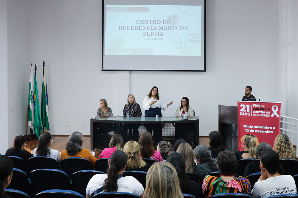 Fim da violência contra a mulher foi debatida com agentes comunitários de saúde de Pinhais 7 pinhais encontro 21 dias ativismo Fim da violência contra a mulher foi debatida com agentes comunitários de saúde de Pinhais