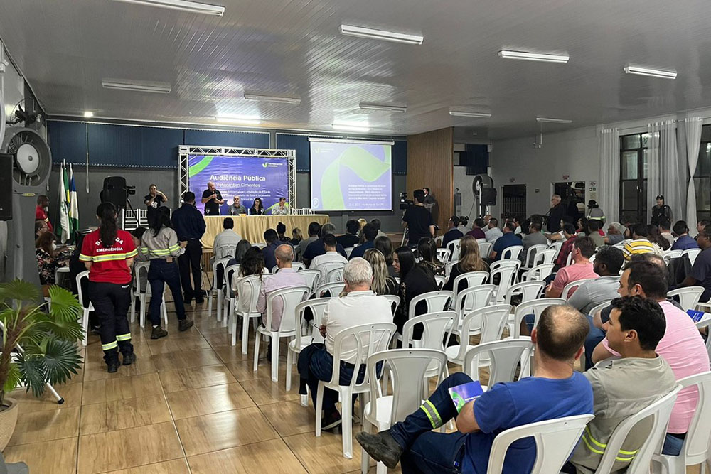 População de Rio Branco do Sul participa de audiência pública sobre ampliação de área de exploração mineral 6 rio branco sul Audiencia Publica Votorantim População de Rio Branco do Sul participa de audiência pública sobre ampliação de área de exploração mineral