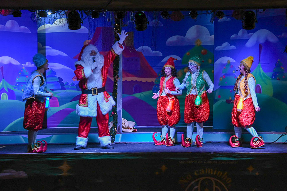 Evento natalino no Alto Maracanã abre os festejos natalinos em Colombo 2 colombo natal 03 Evento natalino no Alto Maracanã abre os festejos natalinos em Colombo