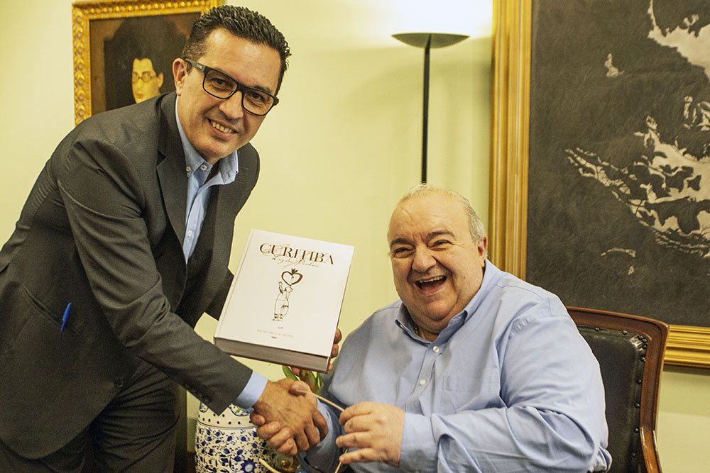 Prefeito de Morretes se reúne com Rafael Greca para agradecer doação de alimentos 6 curitiba morretes Prefeito de Morretes se reúne com Rafael Greca para agradecer doação de alimentos