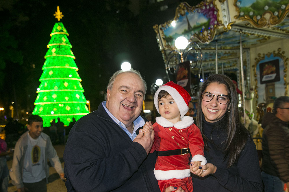 Rafael Greca assistiu o último Auto do Natal de Curitiba no Passeio Público 2 curitiba natal Rafael Greca assistiu o último Auto do Natal de Curitiba no Passeio Público