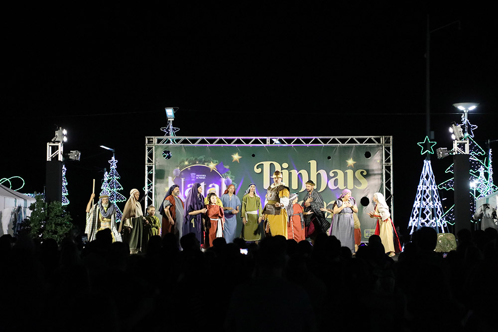 Campanha Natal Encantado de Pinhais ofereceu diferentes atrações à comunidade 3 pinhais auto de natal 1 Campanha Natal Encantado de Pinhais ofereceu diferentes atrações à comunidade