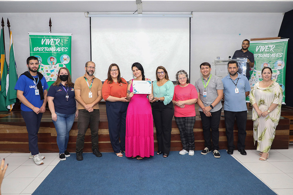 Participantes do programa Viver Oportunidades recebem certificação 5 pinhais feira de oportunidades Participantes do programa Viver Oportunidades recebem certificação