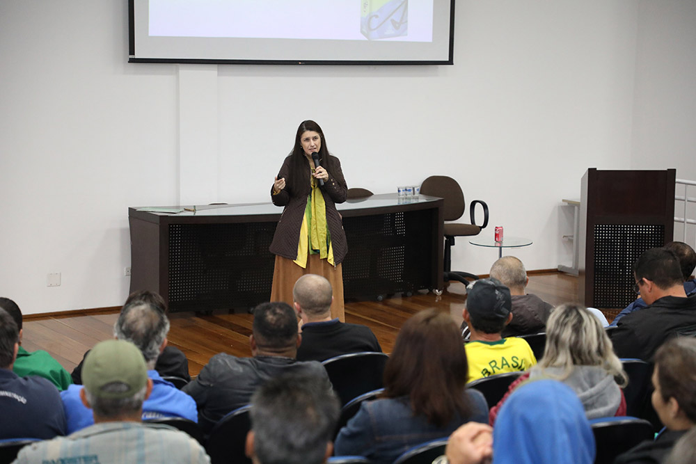 Servidores da prefeitura de Pinhais participam<br>de integração de saúde e segurança do trabalho 4 pinhais integracao de saude e seguranca do Trabalho Servidores da prefeitura de Pinhais participam<br>de integração de saúde e segurança do trabalho