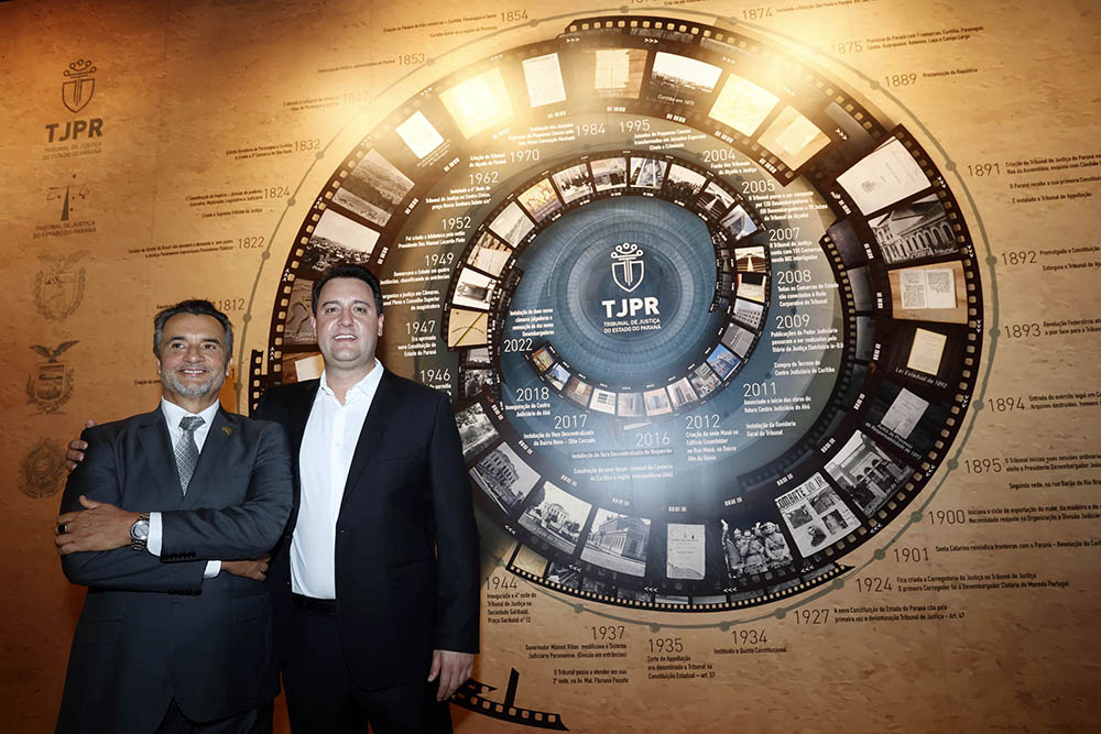 Com apoio do Governo do Estado, Museu da Justiça reabre as portas em Curitiba 3 ratinho junior museu tjpr Com apoio do Governo do Estado, Museu da Justiça reabre as portas em Curitiba