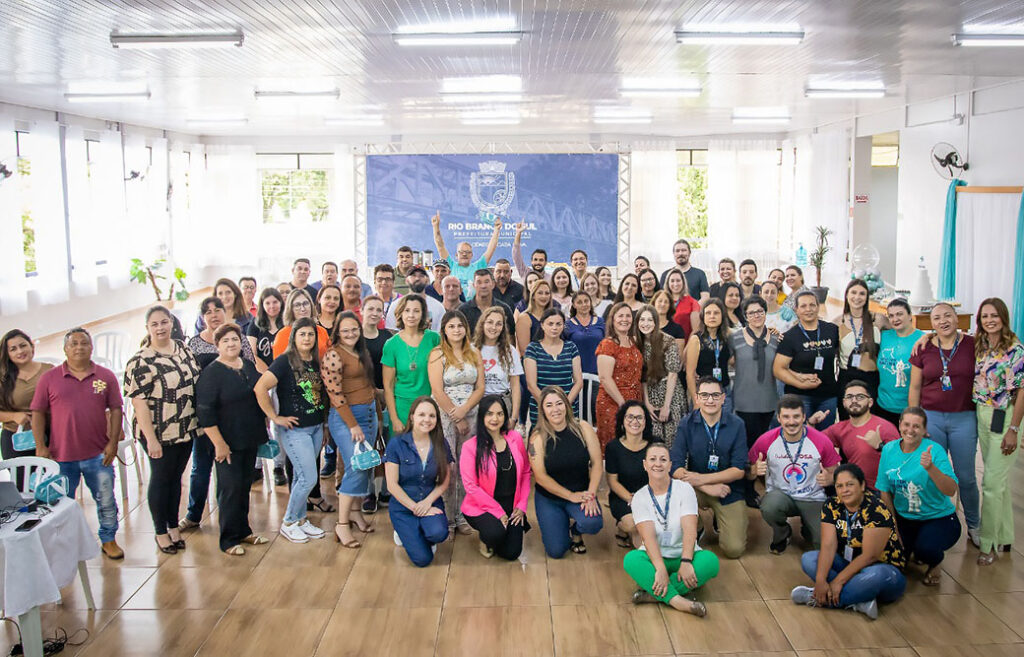 Prefeitura de Rio Branco do Sul promove encontro de confraternização e capacitação aos servidores 5 rio branco sul Prefeitura de Rio Branco do Sul promove encontro de confraternização e capacitação aos servidores