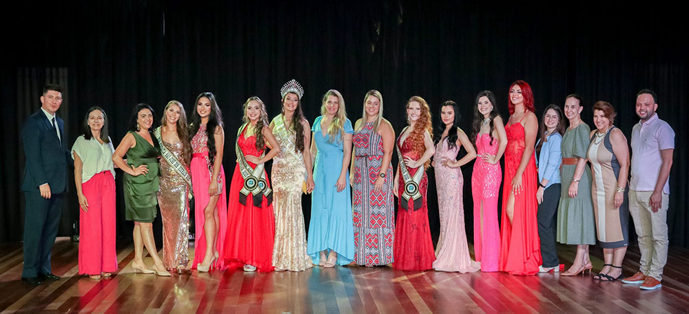 “Miss São José dos Pinhais – Oficial” elegeu a nova representante da beleza do município 4 sjp miss “Miss São José dos Pinhais – Oficial” elegeu a nova representante da beleza do município