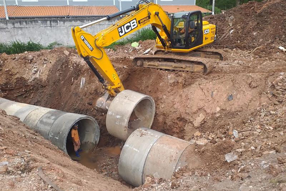 Prefeitura de Curitiba faz ações constantes de macrodrenagem para prevenir alagamentos 3 prevenir alagamentos