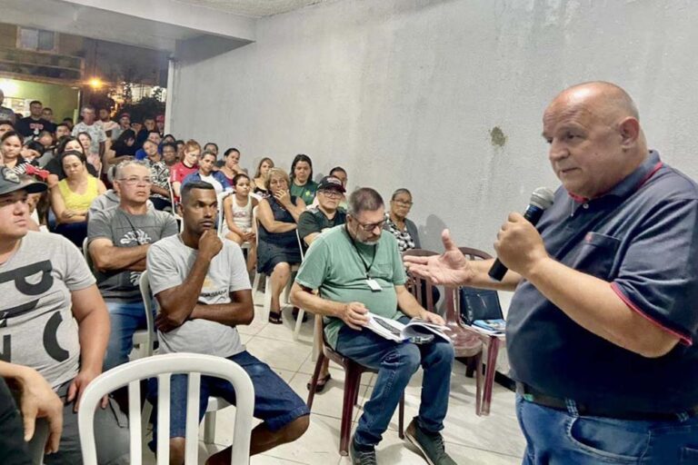 Reunião com moradores do Jardim Modelo