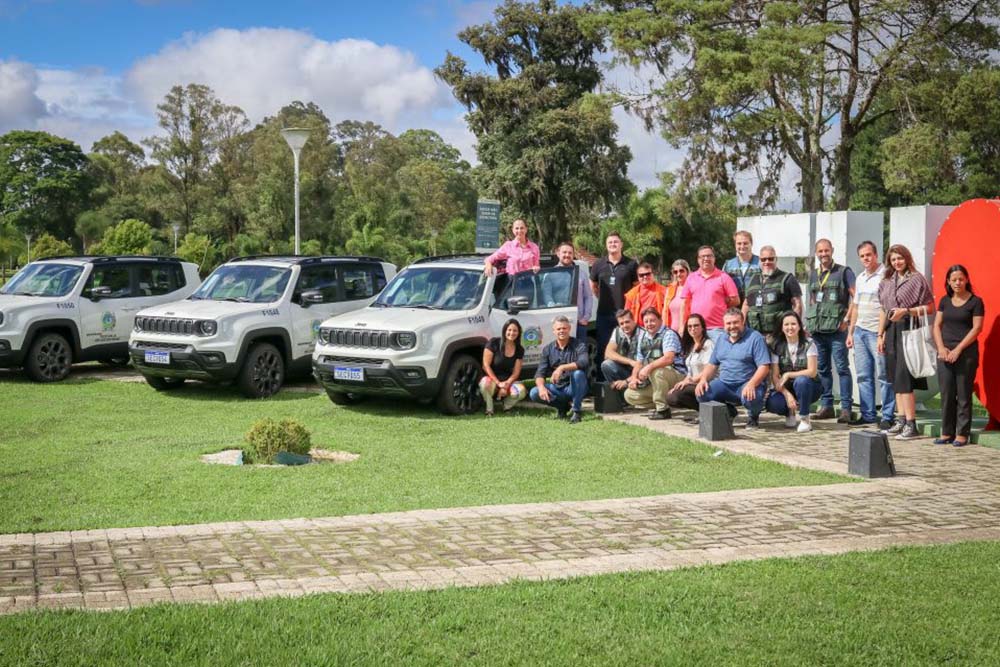 Secretaria de Meio Ambiente de São José dos Pinhais recebe três novos veículos para uso da fiscalização ambiental e setor de saneamento básico 5 três novos veículos