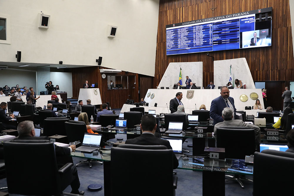 Deputados do Paraná aprovam reforma do Quadro Próprio do Poder Executivo 6 Quadro Próprio do Poder Executivo