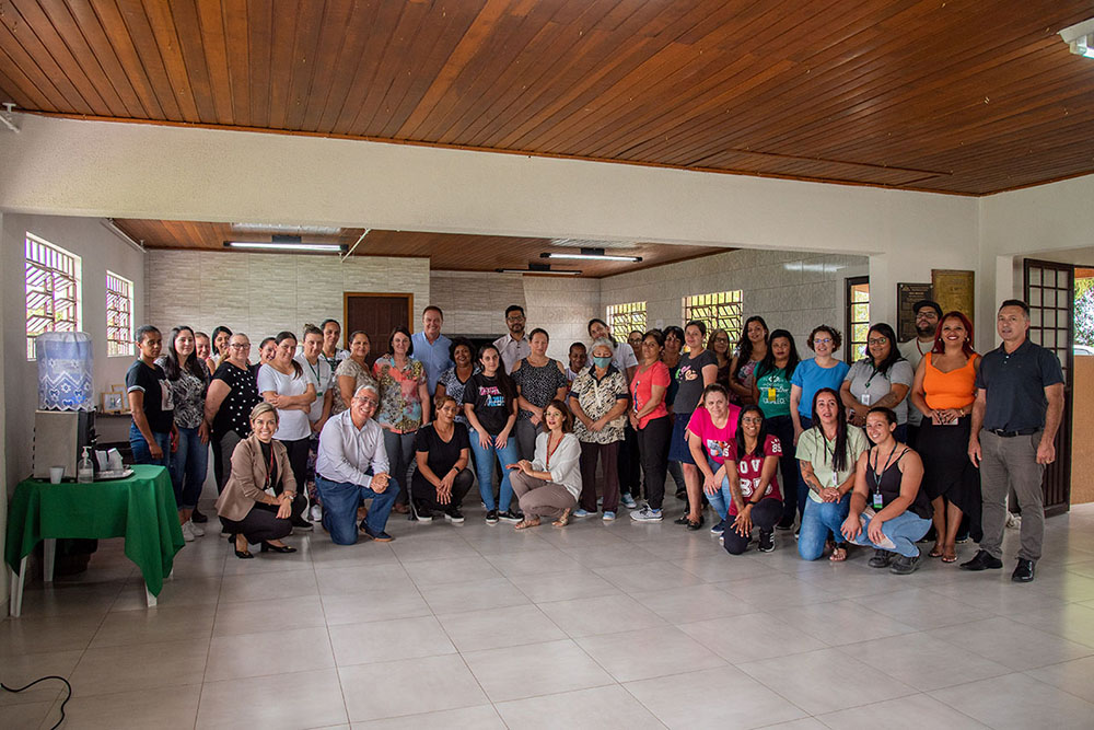 Profissionais de serviços gerais da Secretaria de Saúde de Colombo passam por treinamento 7 Secretaria de Saúde de Colombo