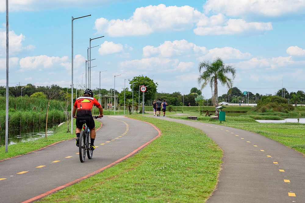 Parque das Águas de Pinhais atrai pessoas de todas as idades e diferentes regiões 9 Parque das Águas