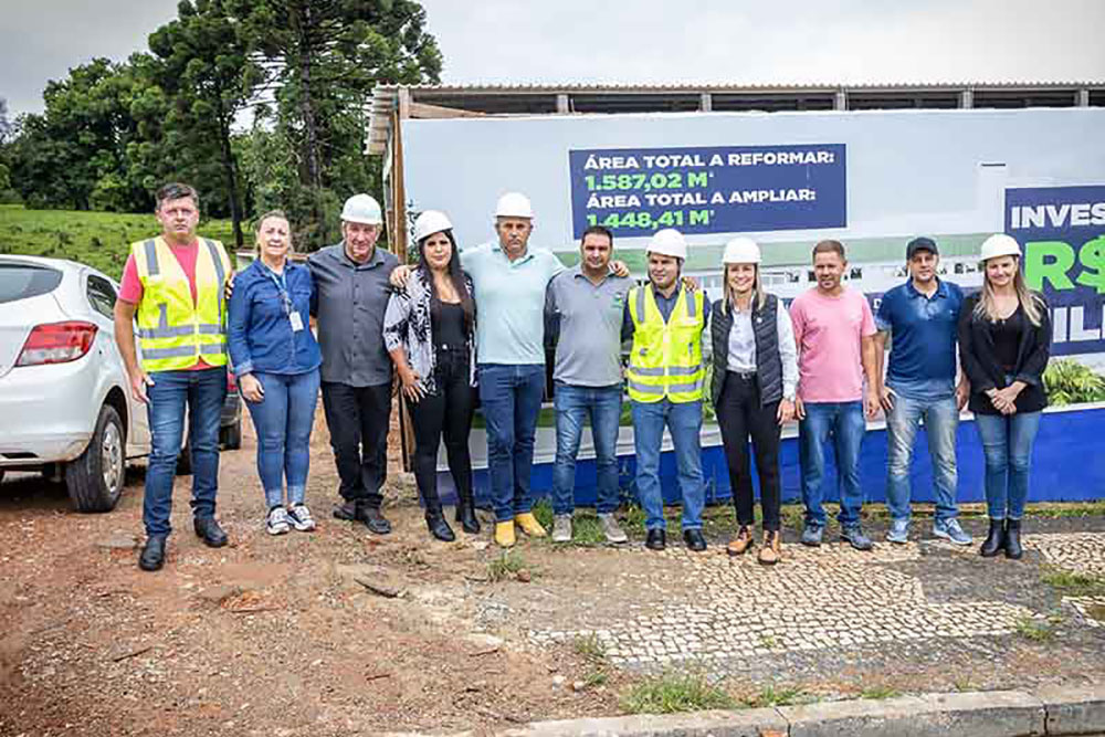 Prefeita Karime Fayad acompanha avanços na obra de reforma e ampliação do hospital municipal de Rio Branco do Sul 7 hospital municipal