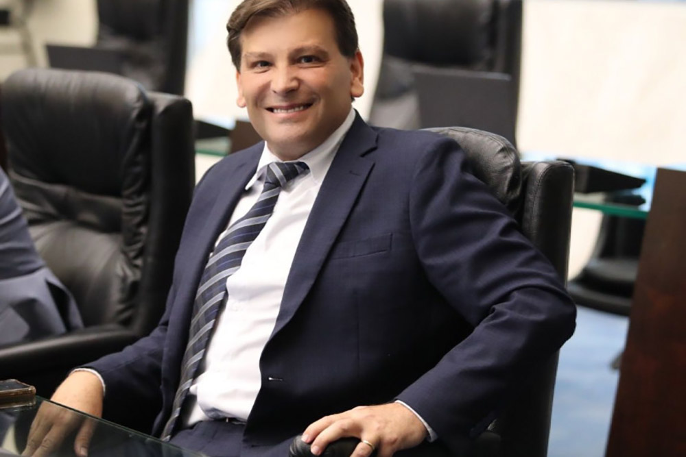 Comissão de Defesa do Consumidor da Assembleia quer ampliar número de Procons no Paraná 4 Paulo Gomes da TV, deputado estadual