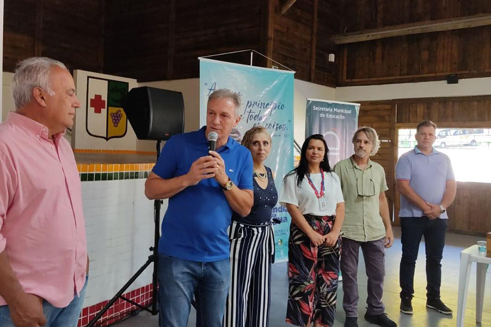 Nas comemorações no Dia da Água Prefeitura de Colombo lança Programa Conexão Criança e Natureza 2 Conexão Criança e Natureza