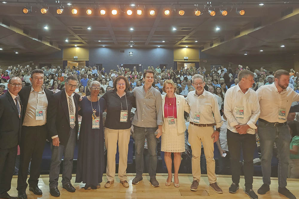 Conferência Municipal de Saúde aprova 120 propostas para o SUS de Curitiba 5 Conferência Municipal de Saúde