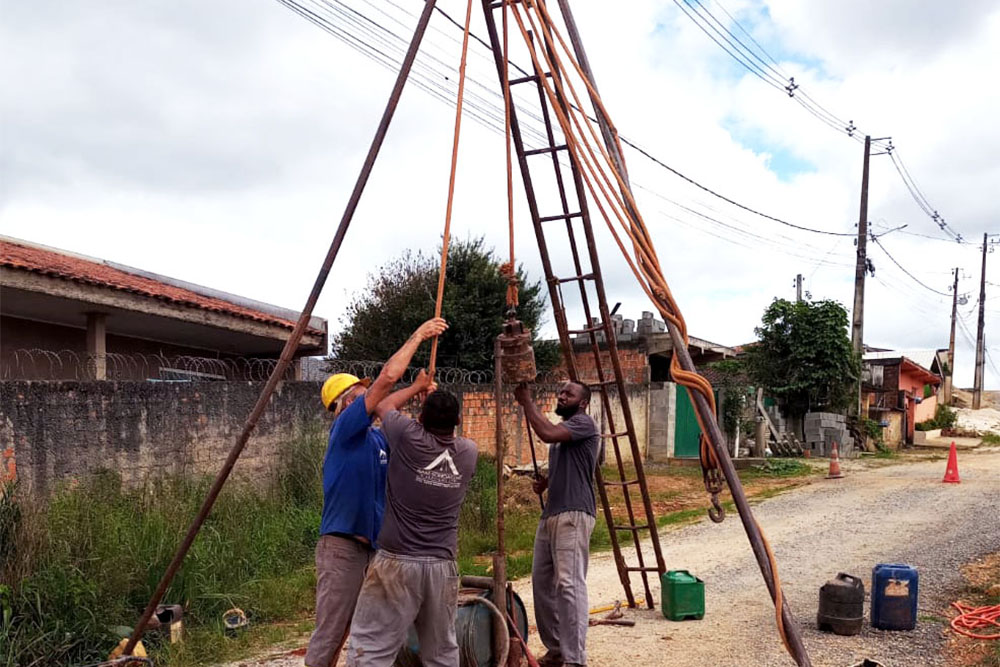 Secretaria de Meio Ambiente de Rio Branco do Sul inicia estudo de sondagem de solo para mapear áreas com tendência a deslizamentos 5 deslizamentos