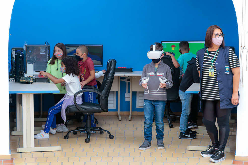 Espaço Maker já atendeu mais de 500 crianças em projeto pioneiro da rede municipal de Pinhais 8 Espaço Maker