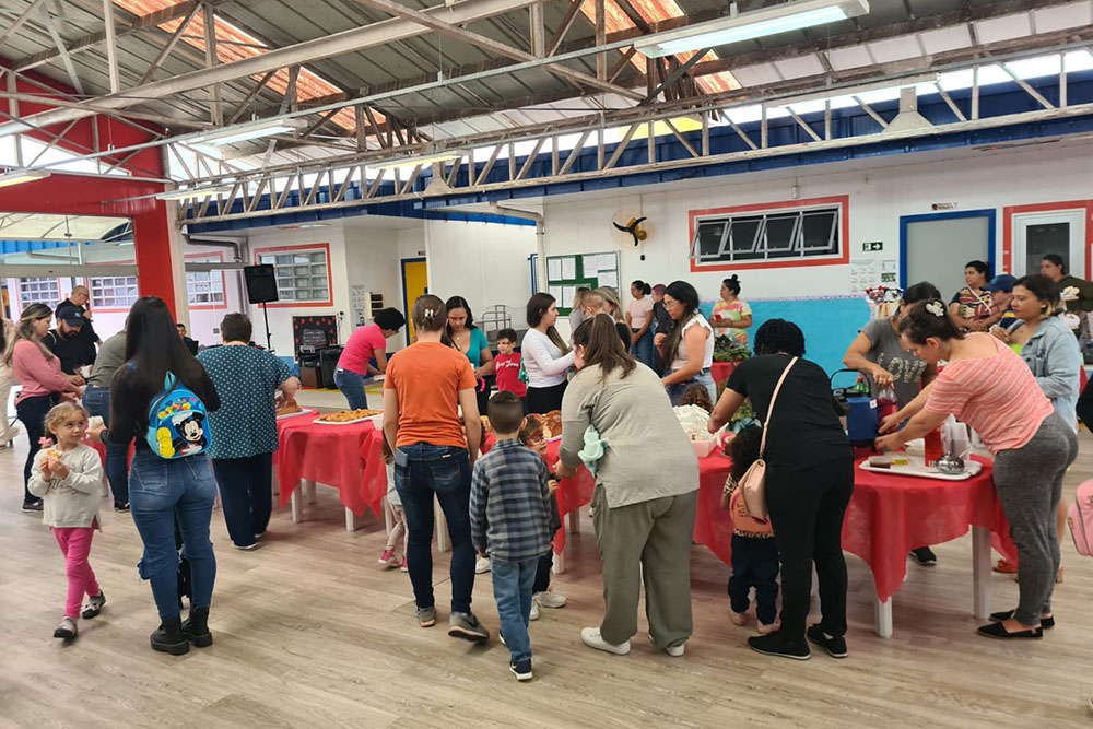 Cmei Milton Santos promove atividade para homenagear às mulheres 8 homenagear às mulheres