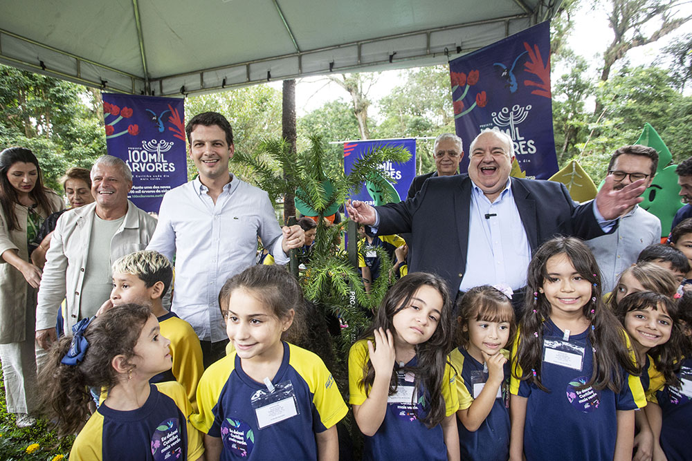 Estamos formando curitibinhas com uma visão sustentável de mundo, diz Greca 9 formando curitibinhas