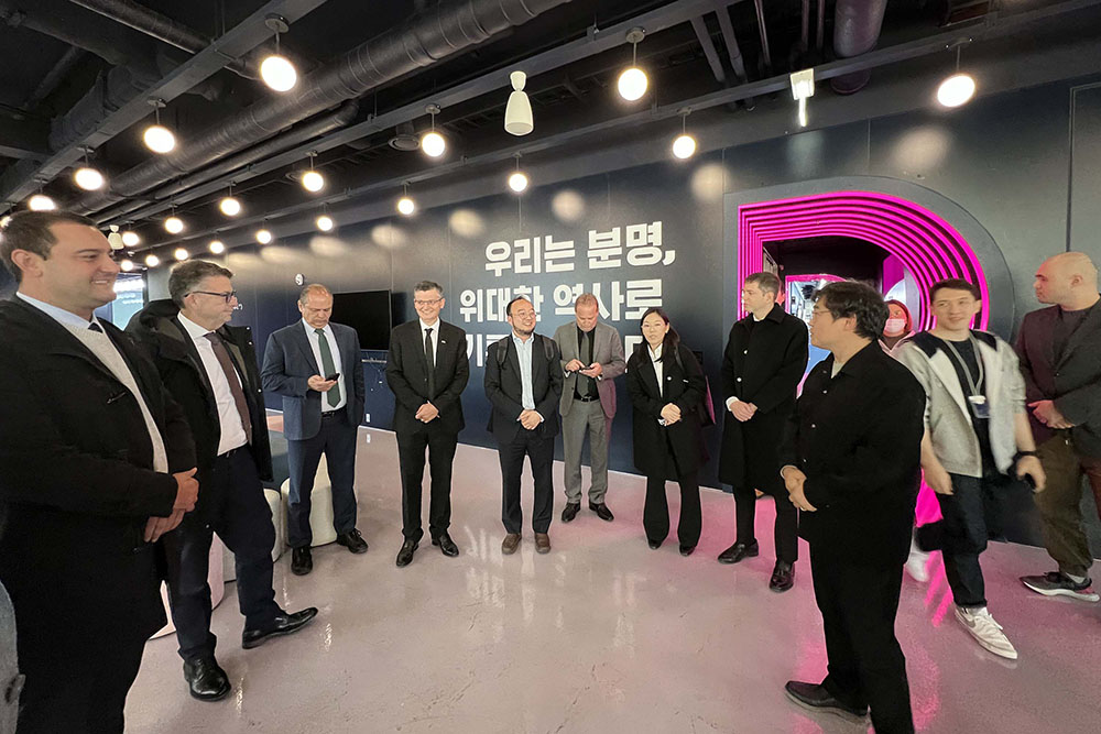 Governador Ratinho Junior conhece tecnologias educacionais da Coreia do Sul, referência na área 1 tecnologias educacionais da Coreia do Sul