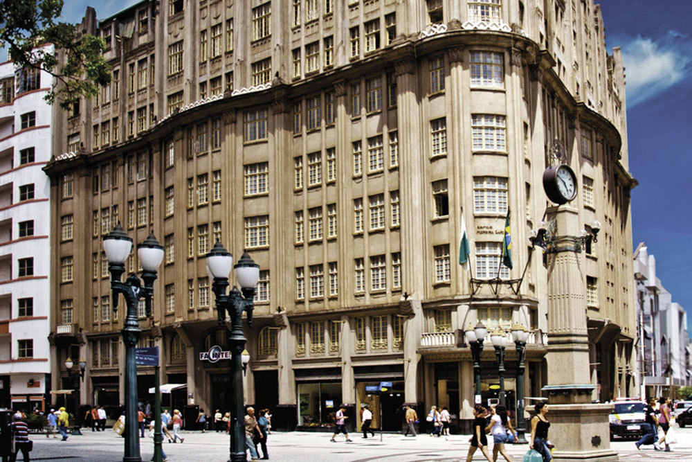 Edifício Moreira Garcez faz parte do progresso de Curitiba 4 Edifício Moreira Garcez