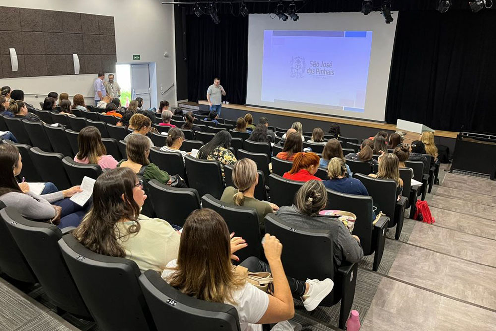 Servidores da Educação de São José dos Pinhais participam de curso teórico de brigada de incêndio 3 brigada de incêndio