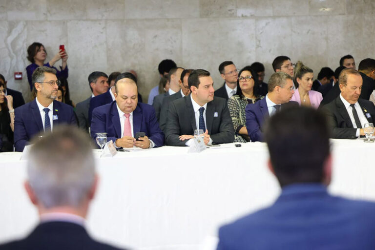 pacto nacional de proteção às escolas