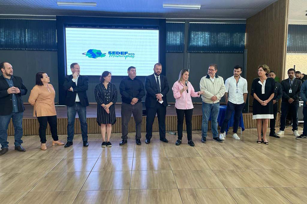 Em Rio Branco do Sul, projeto Sedef nos Municípios destaca programas para a juventude 2 projeto Sedef