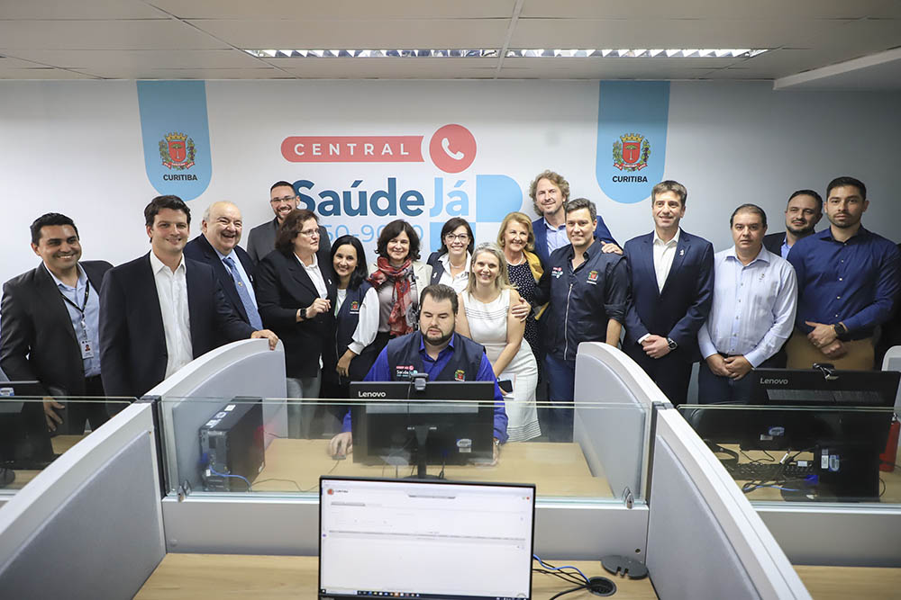 Greca recebe ministra da Saúde e amplia serviços da Central Saúde Já 5 Central Saúde Já