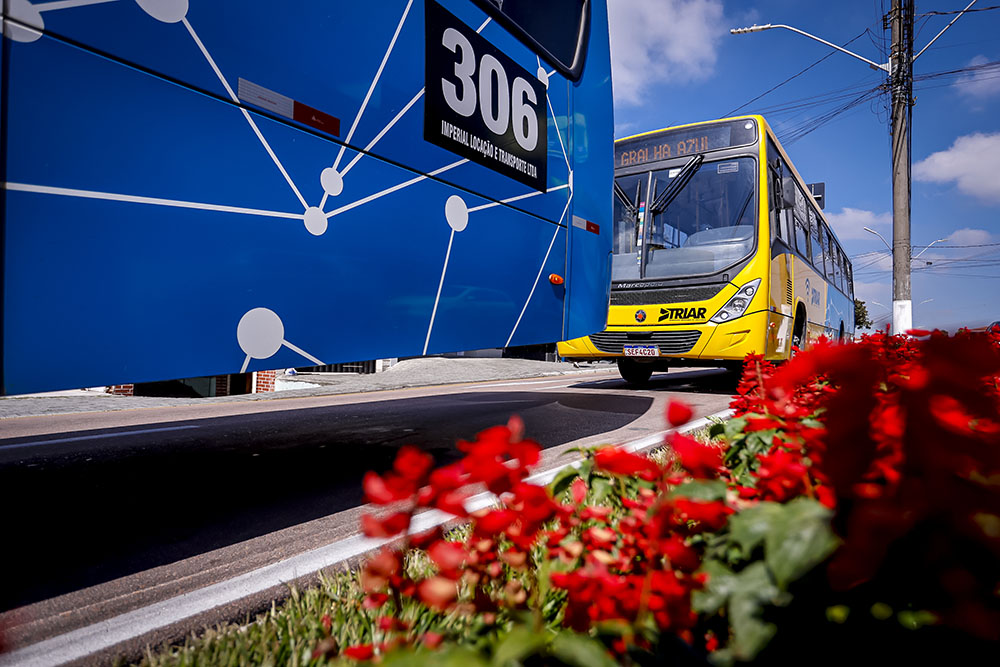 Ao oferecer diversas vantagens, Araucária fez público do transporte coletivo saltar de 32 mil para 69 mil/dia 7 transporte coletivo