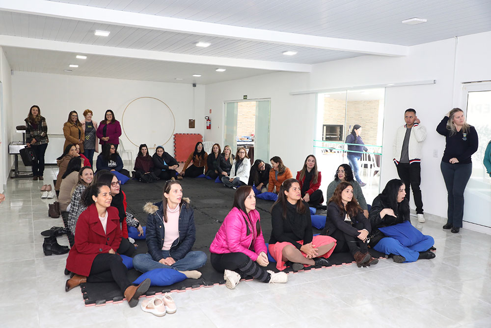 Servidoras de Pinhais comemoram Dia da Assistente Social 8 Dia da Assistente Social