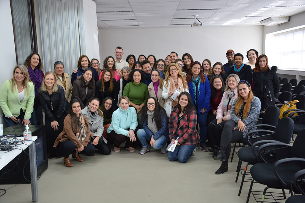 Prefeitura de Pinhais homenageia pedagogos que atuam no município 9 dia_da_pedagoga