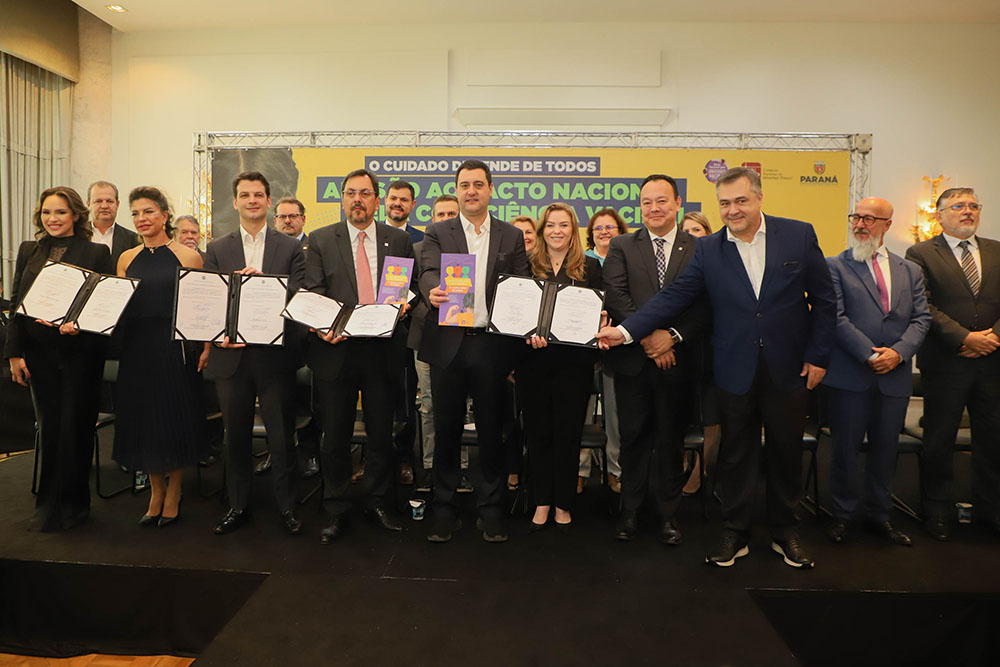 Paraná é o 1º estado a unir todos os Poderes no Pacto Nacional pela Consciência Vacinal 3 Pacto Nacional pela Consciência Vacinal