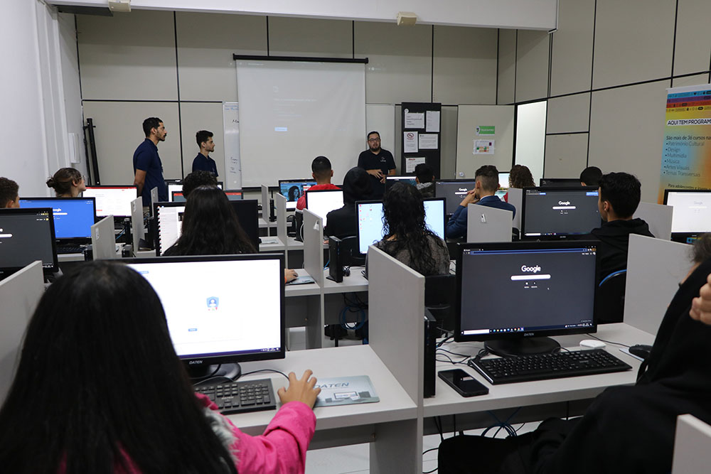 Programa Viver Oportunidades oferta curso no Centro da Juventude de Pinhais 8 Programa Viver Oportunidades