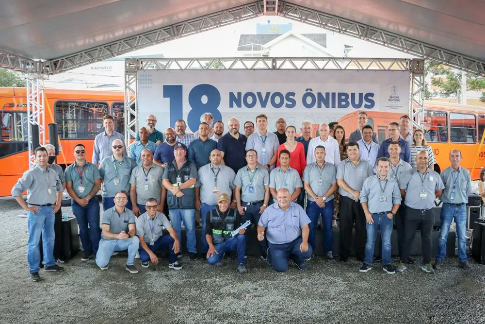 Incorporação de 18 novos ônibus em São José dos Pinhais vai beneficiar cerca de 268 mil passageiros 9 18 novos ônibus em São José dos Pinhais