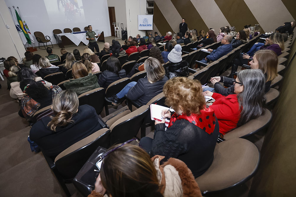 Encerramento do Maio Amarelo tem lançamento de concurso cultural para estudantes de Araucária 9 Encerramento do Maio Amarelo