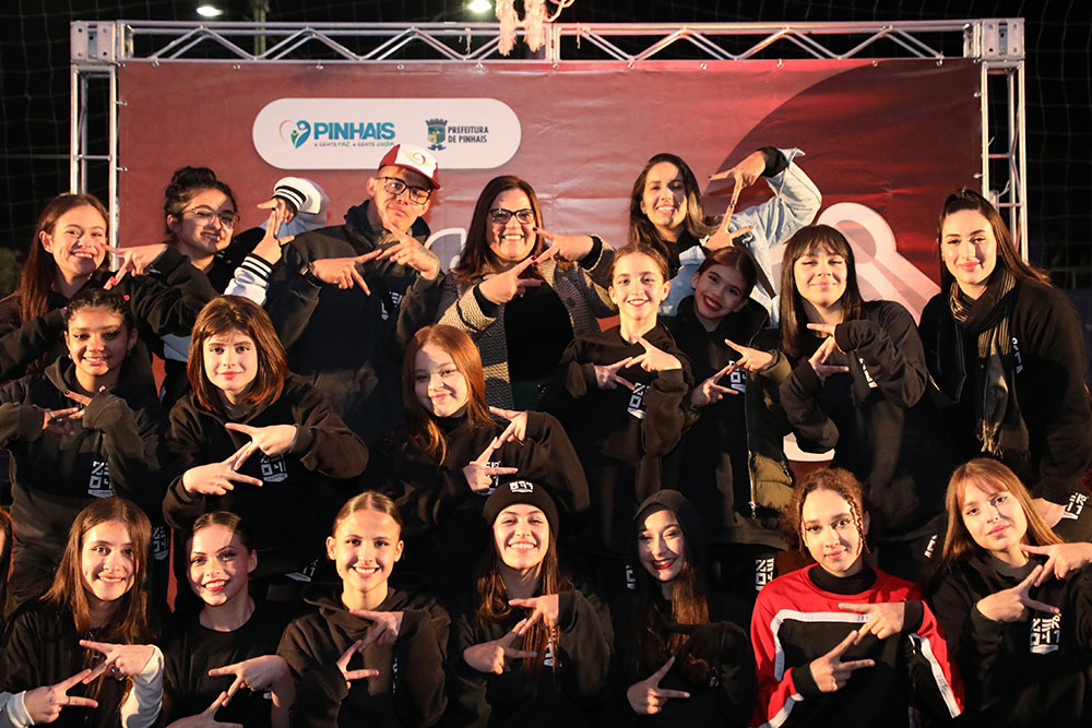 “Café com a Prefeita” tem batalha de rap e dança em encontro com jovens 8 Café com a Prefeita