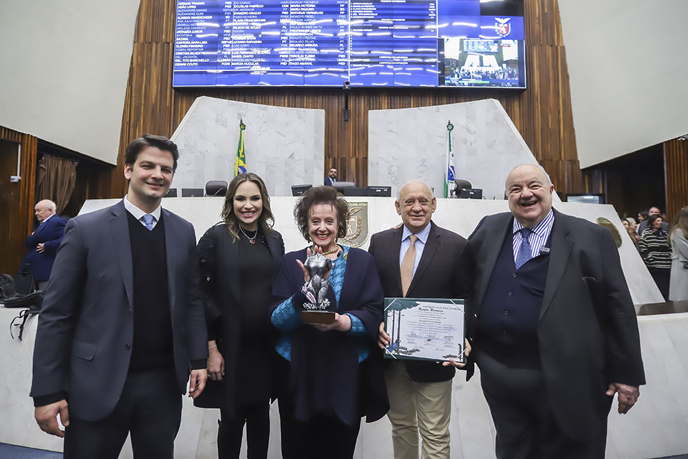 Emoção marca homenagem à Margarita Sansone na Assembleia 5 Margarita Sansone