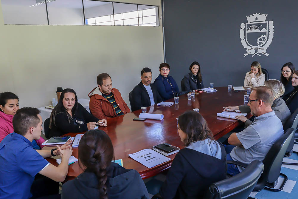 Prefeita Karime, Conselho da Comunidade e Judiciário se reúnem para fortalecer ações de cidadania e direitos sociais 6 ações de cidadania e direitos sociais