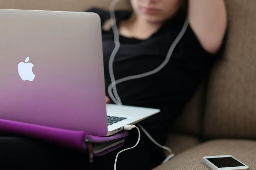 Influência dos aplicativos e os conteúdos de violência entre crianças e adolescentes 5 Influência dos aplicativos