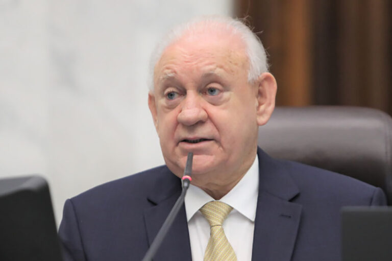 Deputado Ademar Traiano, presidente da Alep