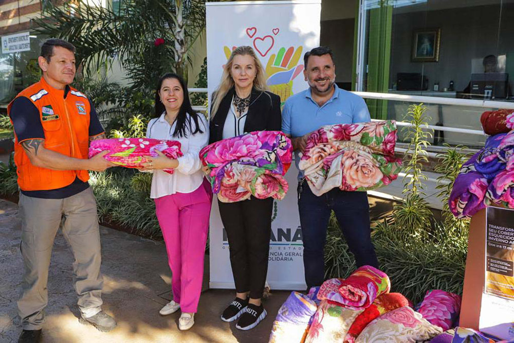 Governo do Estado reforça campanha de doação de roupas e cobertores 2 doação de roupas e cobertores