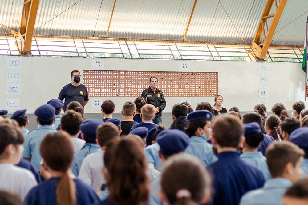 Governo abre seleção para PMs da reserva ingressarem nos colégios cívico-militares 1 seleção para PMs