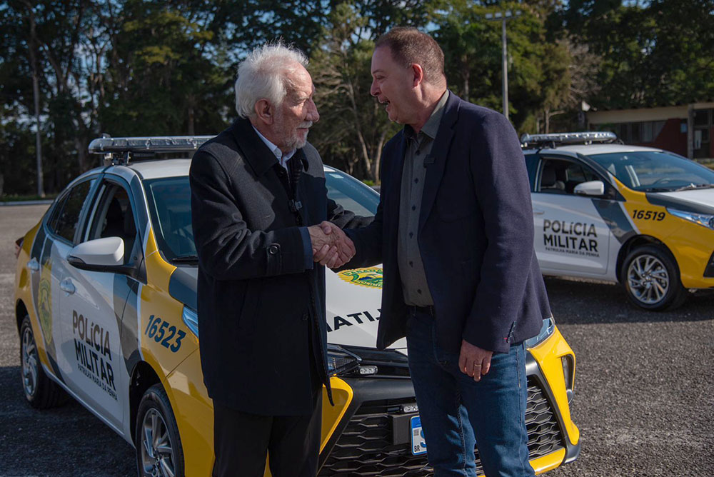 Prefeitura de Colombo recebe viatura para uso exclusivo das Patrulhas Maria da Penha 3 Patrulhas Maria da Penha